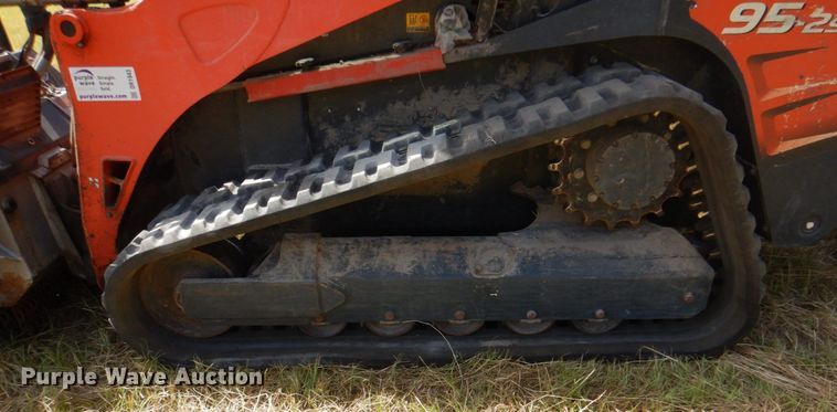 image for item DR1943 2018 Kubota SVL95-2S  tracked skid steer loader