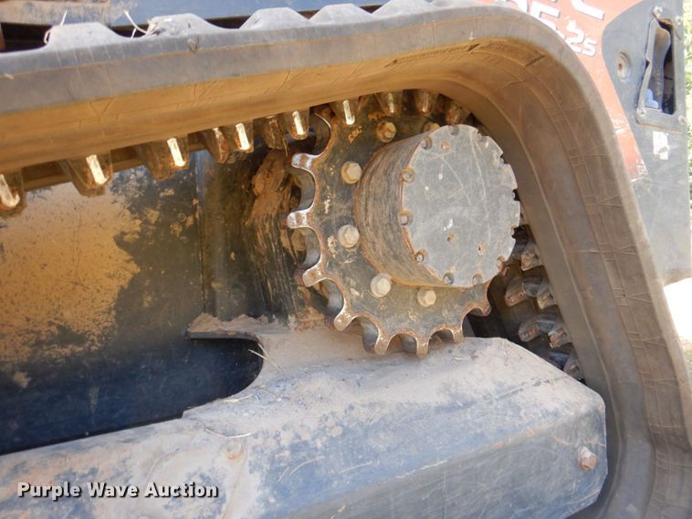 image for item DR1943 2018 Kubota SVL95-2S  tracked skid steer loader