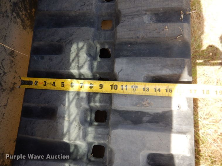 image for item DR1943 2018 Kubota SVL95-2S  tracked skid steer loader