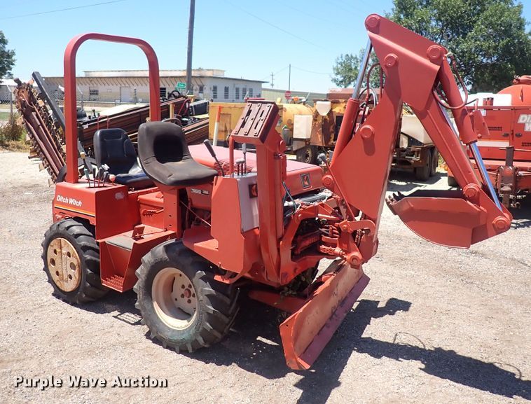 image for item DS7237 1994 Ditch Witch 3610  trencher