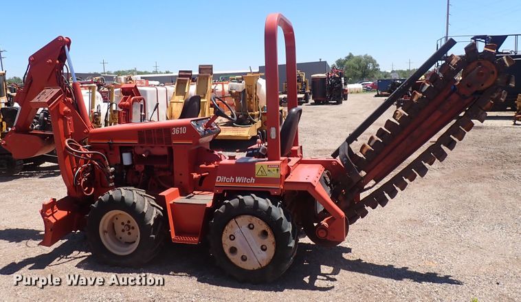 image for item DS7237 1994 Ditch Witch 3610  trencher