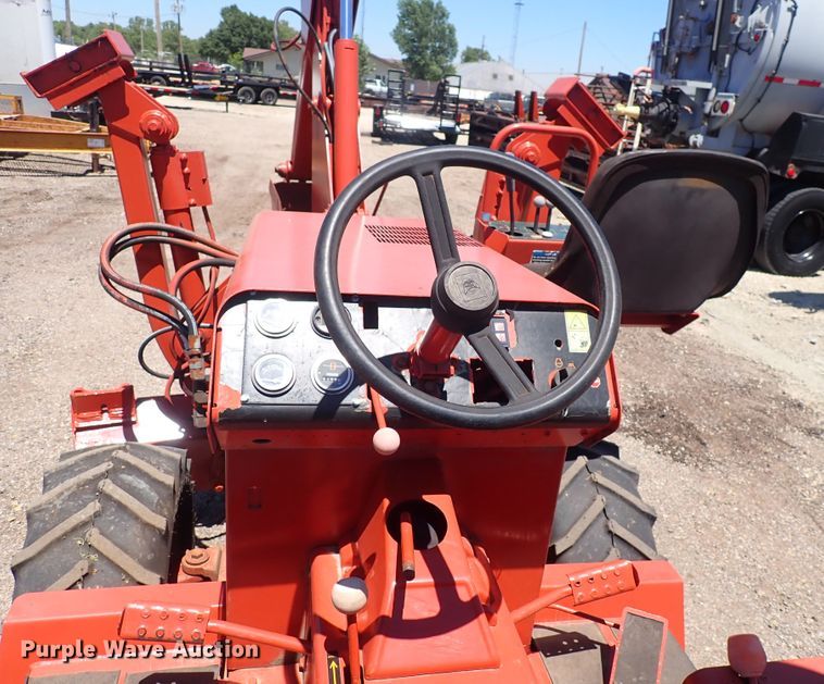 image for item DS7237 1994 Ditch Witch 3610  trencher