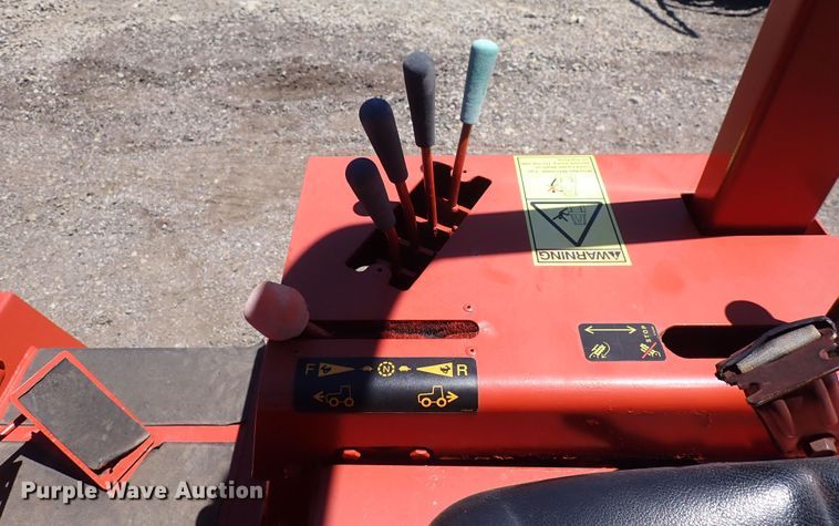 image for item DS7237 1994 Ditch Witch 3610  trencher