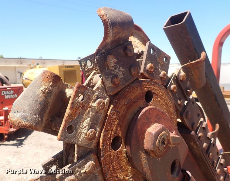 image for item DS7237 1994 Ditch Witch 3610  trencher