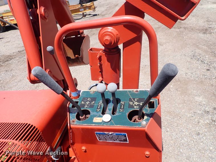 image for item DS7237 1994 Ditch Witch 3610  trencher