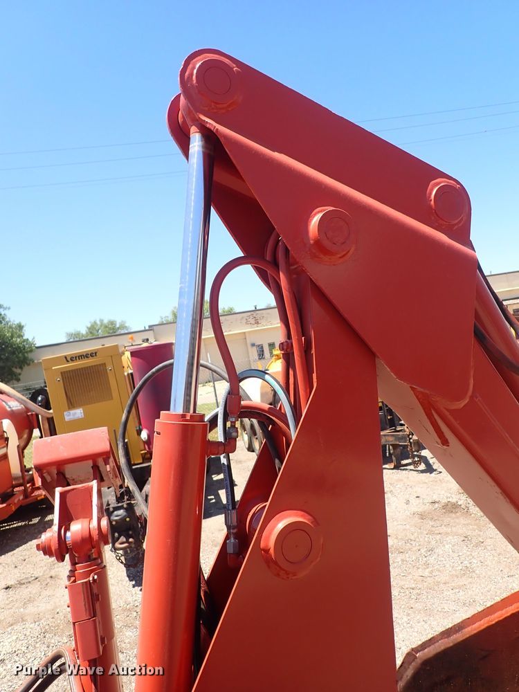 image for item DS7237 1994 Ditch Witch 3610  trencher