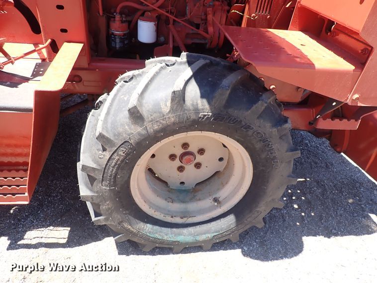 image for item DS7237 1994 Ditch Witch 3610  trencher