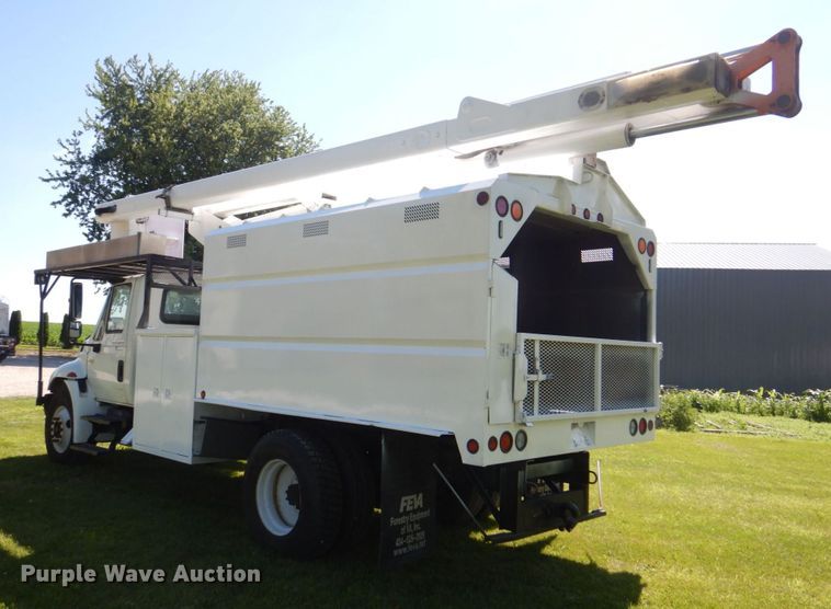 image for item DS8107 2007 International 4300 SBA  forestry bucket truck