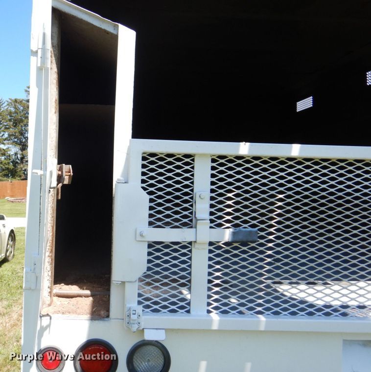 image for item DS8107 2007 International 4300 SBA  forestry bucket truck