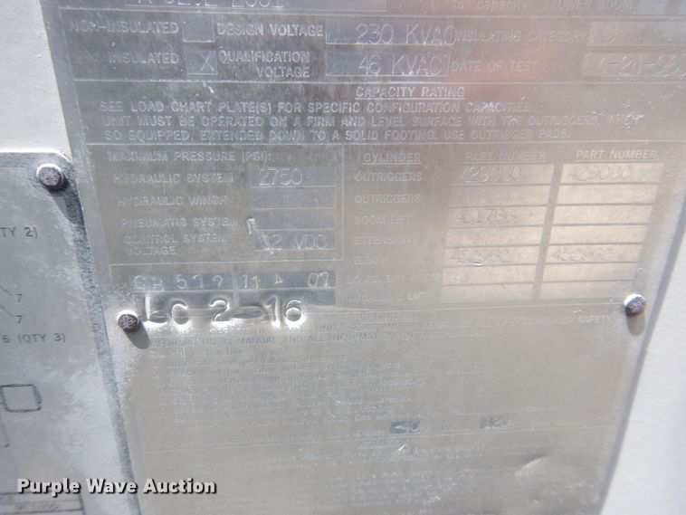 image for item DS8107 2007 International 4300 SBA  forestry bucket truck