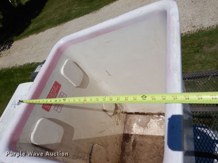 image for item DS8107 2007 International 4300 SBA  forestry bucket truck