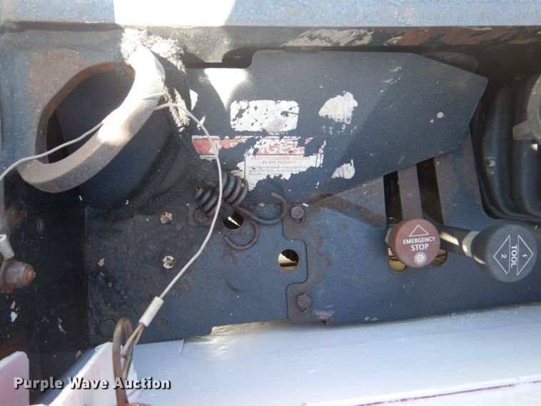 image for item DS8107 2007 International 4300 SBA  forestry bucket truck