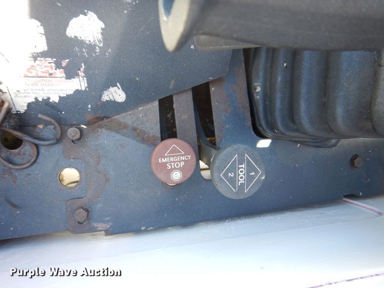 image for item DS8107 2007 International 4300 SBA  forestry bucket truck