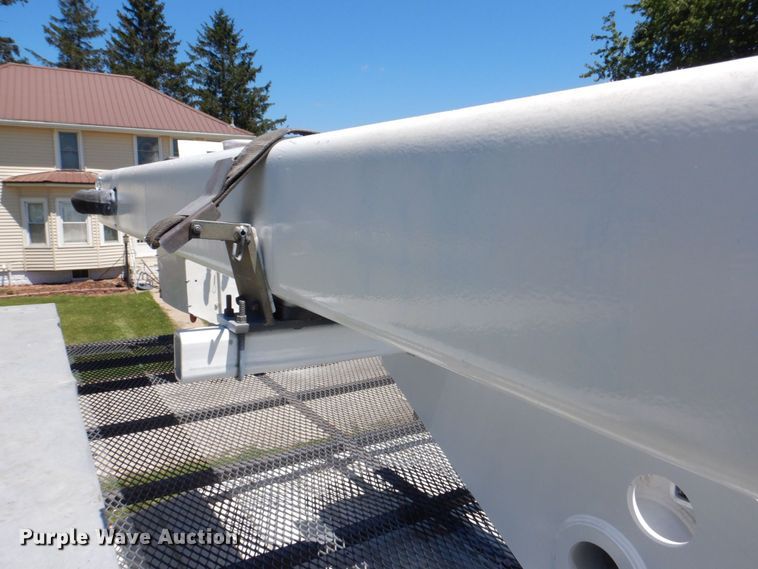 image for item DS8107 2007 International 4300 SBA  forestry bucket truck