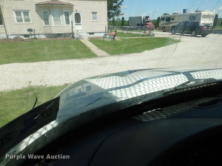 image for item DS8107 2007 International 4300 SBA  forestry bucket truck