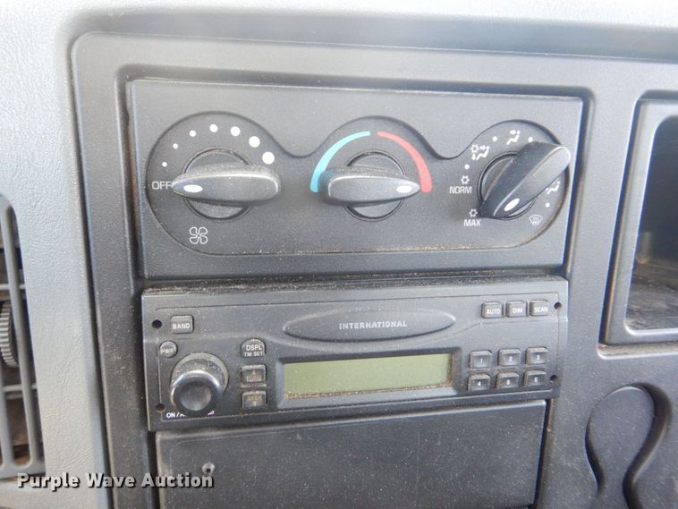 image for item DS8107 2007 International 4300 SBA  forestry bucket truck