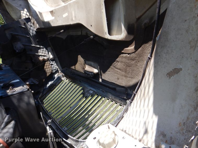 image for item DS8107 2007 International 4300 SBA  forestry bucket truck