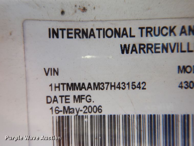 image for item DS8107 2007 International 4300 SBA  forestry bucket truck