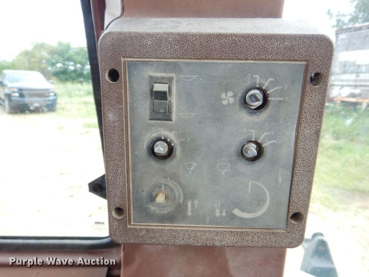 image for item DS8112 1988 Case 580K  backhoe