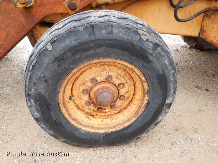 image for item DS8112 1988 Case 580K  backhoe