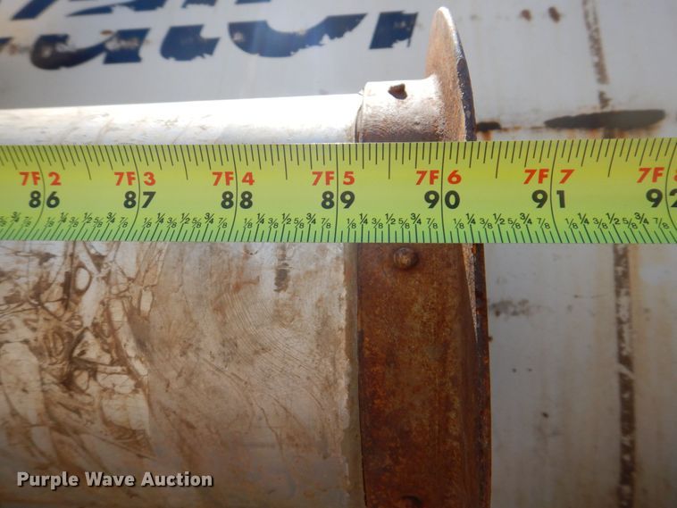 image for item DS8114 2003 Sterling LT9500  vacuum truck