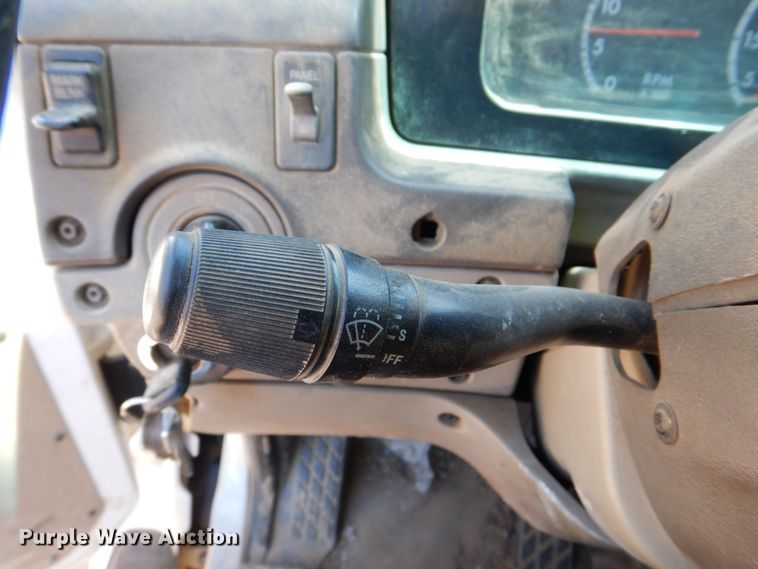 image for item DS8114 2003 Sterling LT9500  vacuum truck