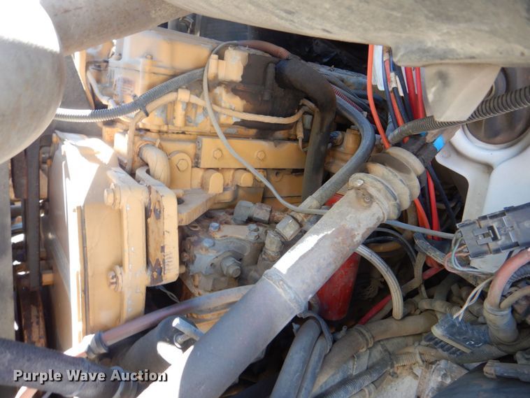 image for item DS8114 2003 Sterling LT9500  vacuum truck