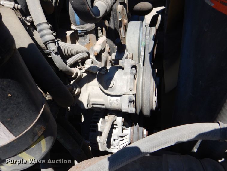 image for item DS8114 2003 Sterling LT9500  vacuum truck