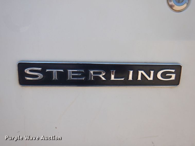 image for item DS8114 2003 Sterling LT9500  vacuum truck