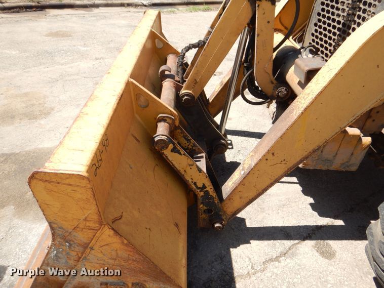 image for item DS8115 1998 John Deere 410E  backhoe