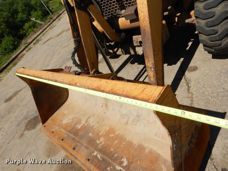 image for item DS8115 1998 John Deere 410E  backhoe