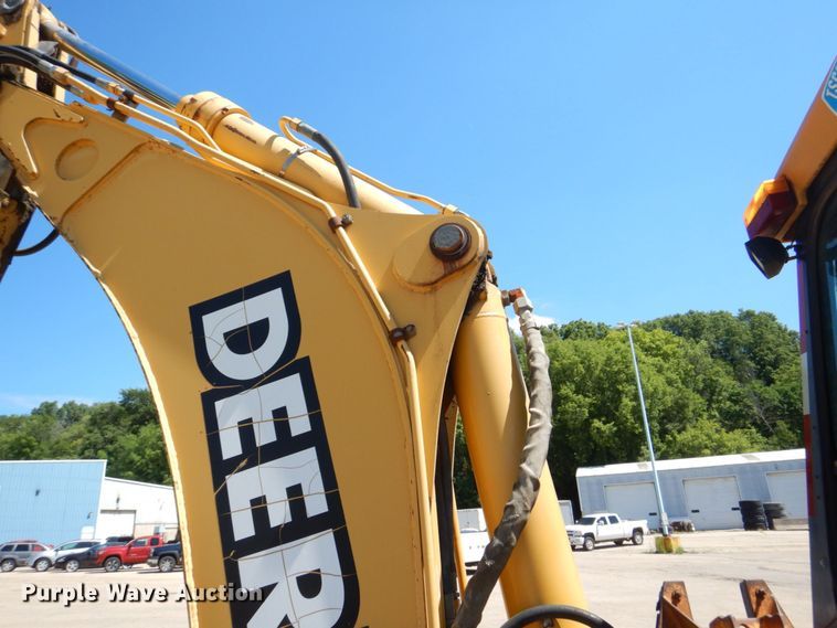 image for item DS8115 1998 John Deere 410E  backhoe