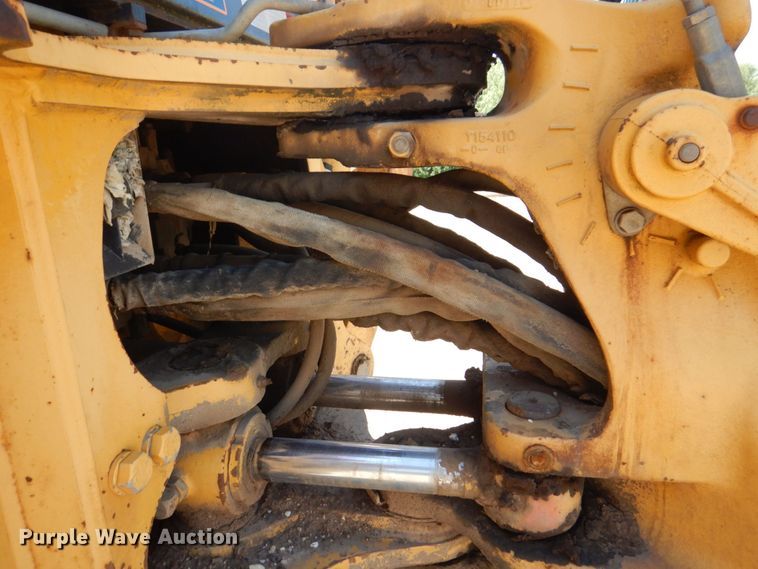 image for item DS8115 1998 John Deere 410E  backhoe