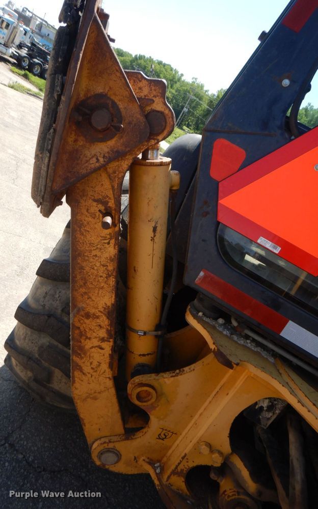 image for item DS8115 1998 John Deere 410E  backhoe