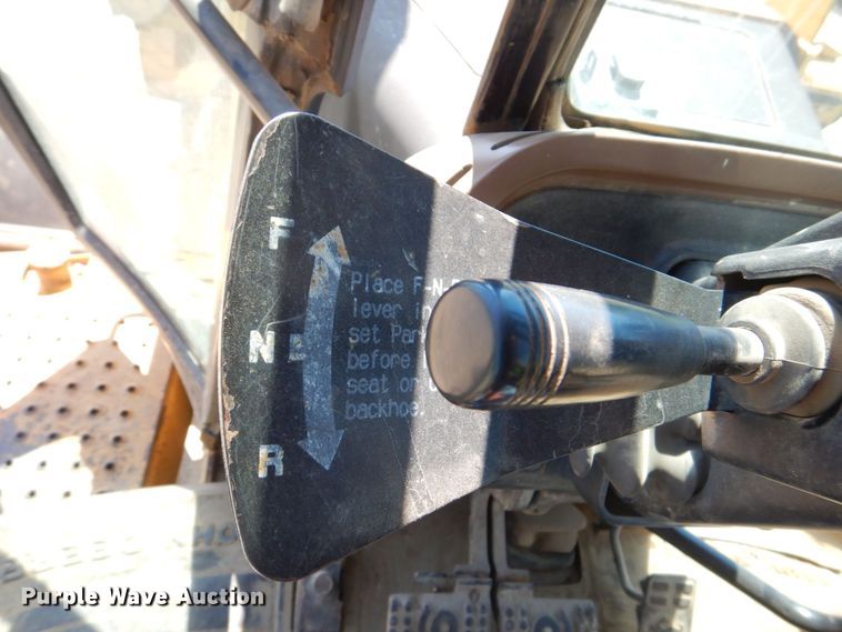 image for item DS8115 1998 John Deere 410E  backhoe