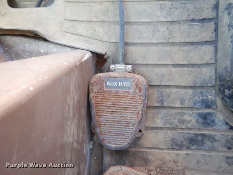 image for item DS8115 1998 John Deere 410E  backhoe