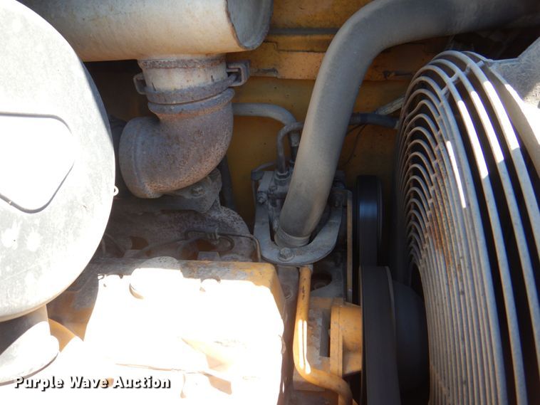 image for item DS8115 1998 John Deere 410E  backhoe