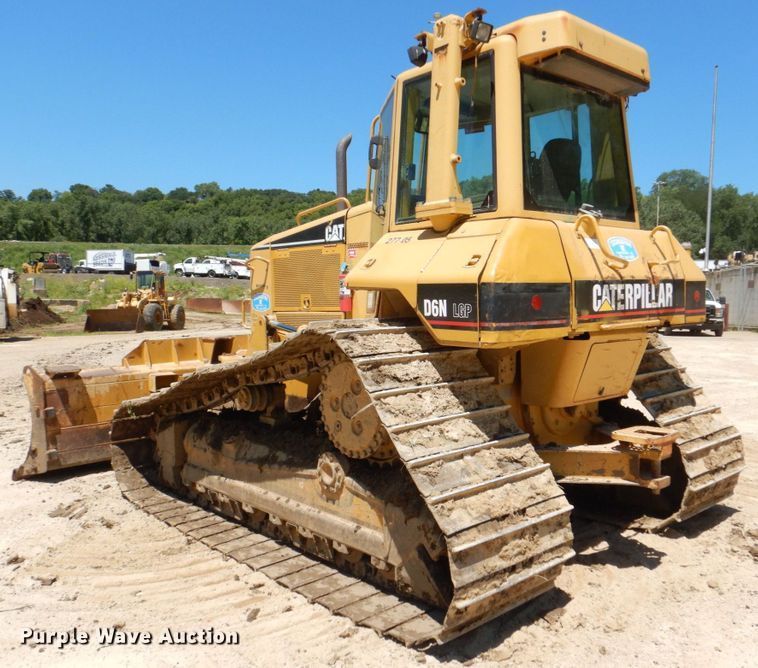 image for item DS8120 2005 Caterpillar D6N LGP  dozer