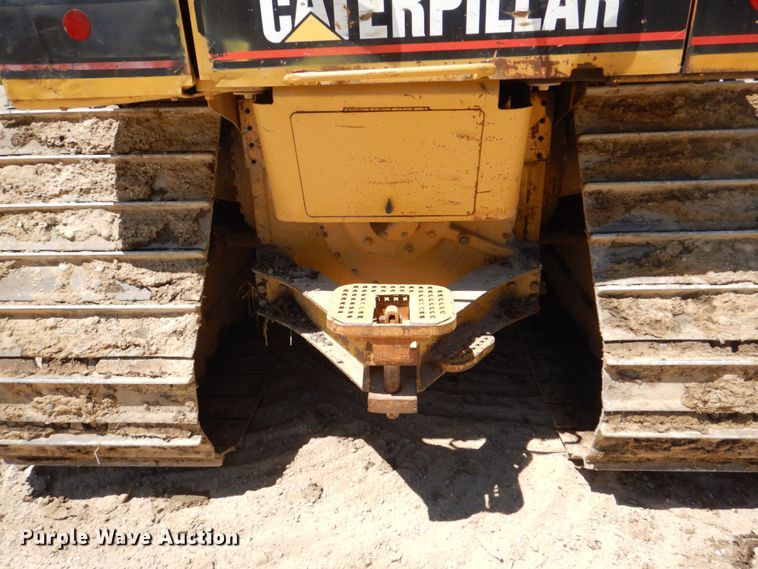 image for item DS8120 2005 Caterpillar D6N LGP  dozer