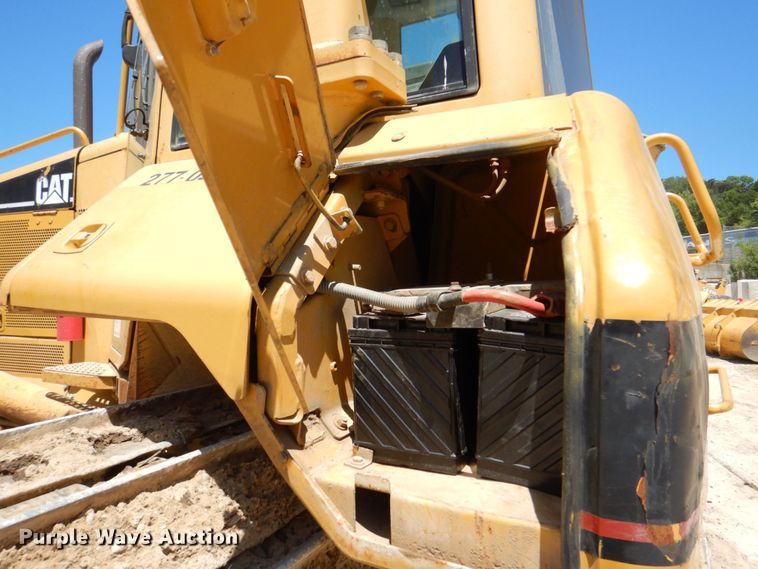 image for item DS8120 2005 Caterpillar D6N LGP  dozer