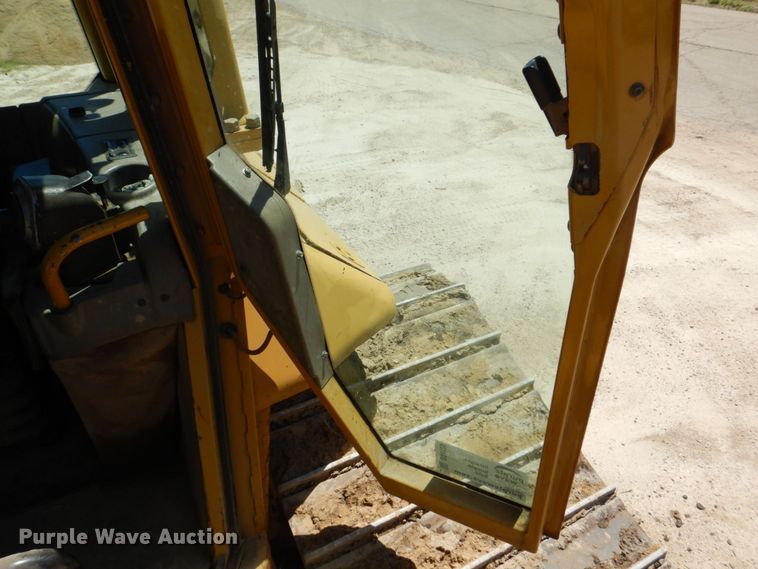 image for item DS8120 2005 Caterpillar D6N LGP  dozer