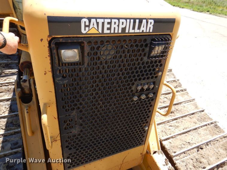 image for item DS8120 2005 Caterpillar D6N LGP  dozer