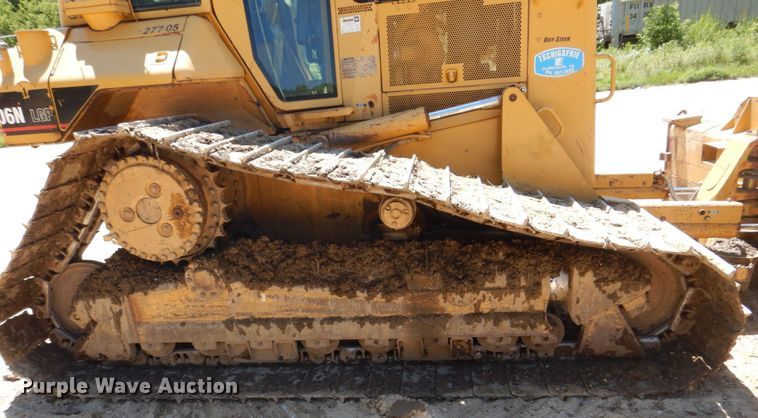 image for item DS8120 2005 Caterpillar D6N LGP  dozer