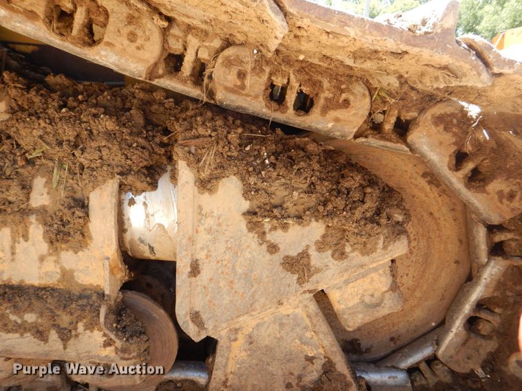 image for item DS8120 2005 Caterpillar D6N LGP  dozer