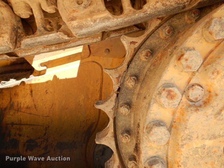 image for item DS8120 2005 Caterpillar D6N LGP  dozer