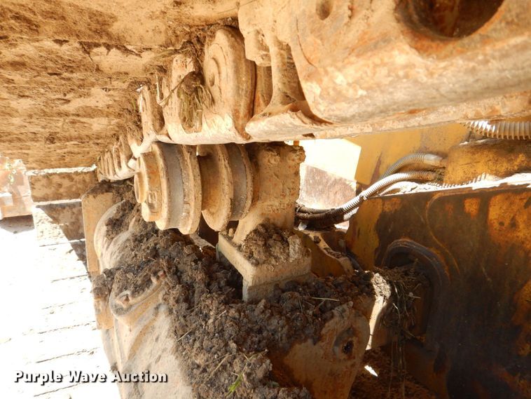 image for item DS8120 2005 Caterpillar D6N LGP  dozer