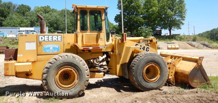 image for item DS8121 1995 John Deere 644G  wheel loader