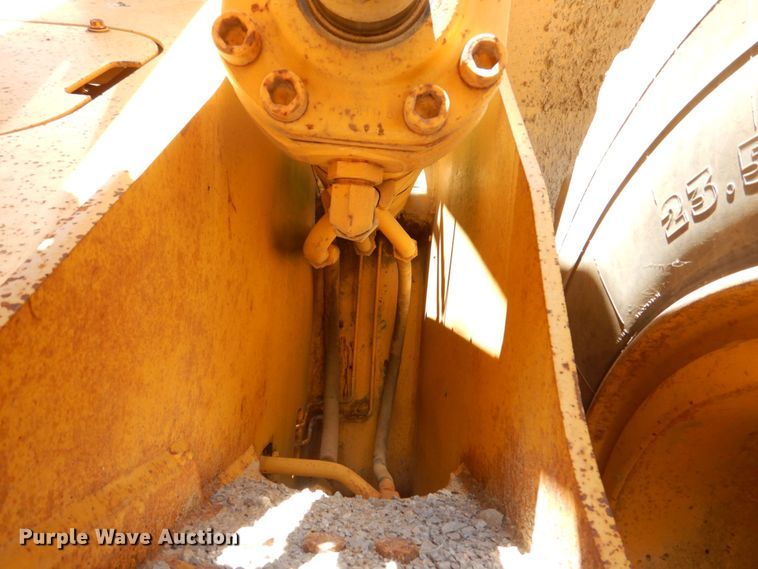 image for item DS8121 1995 John Deere 644G  wheel loader