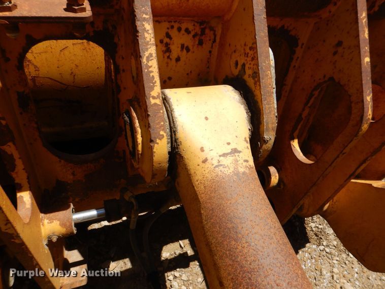 image for item DS8121 1995 John Deere 644G  wheel loader