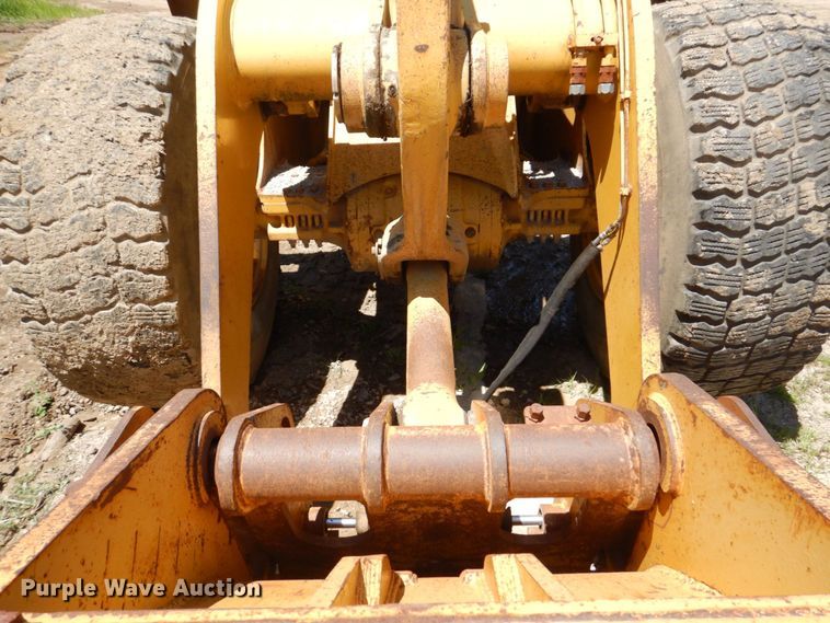 image for item DS8121 1995 John Deere 644G  wheel loader